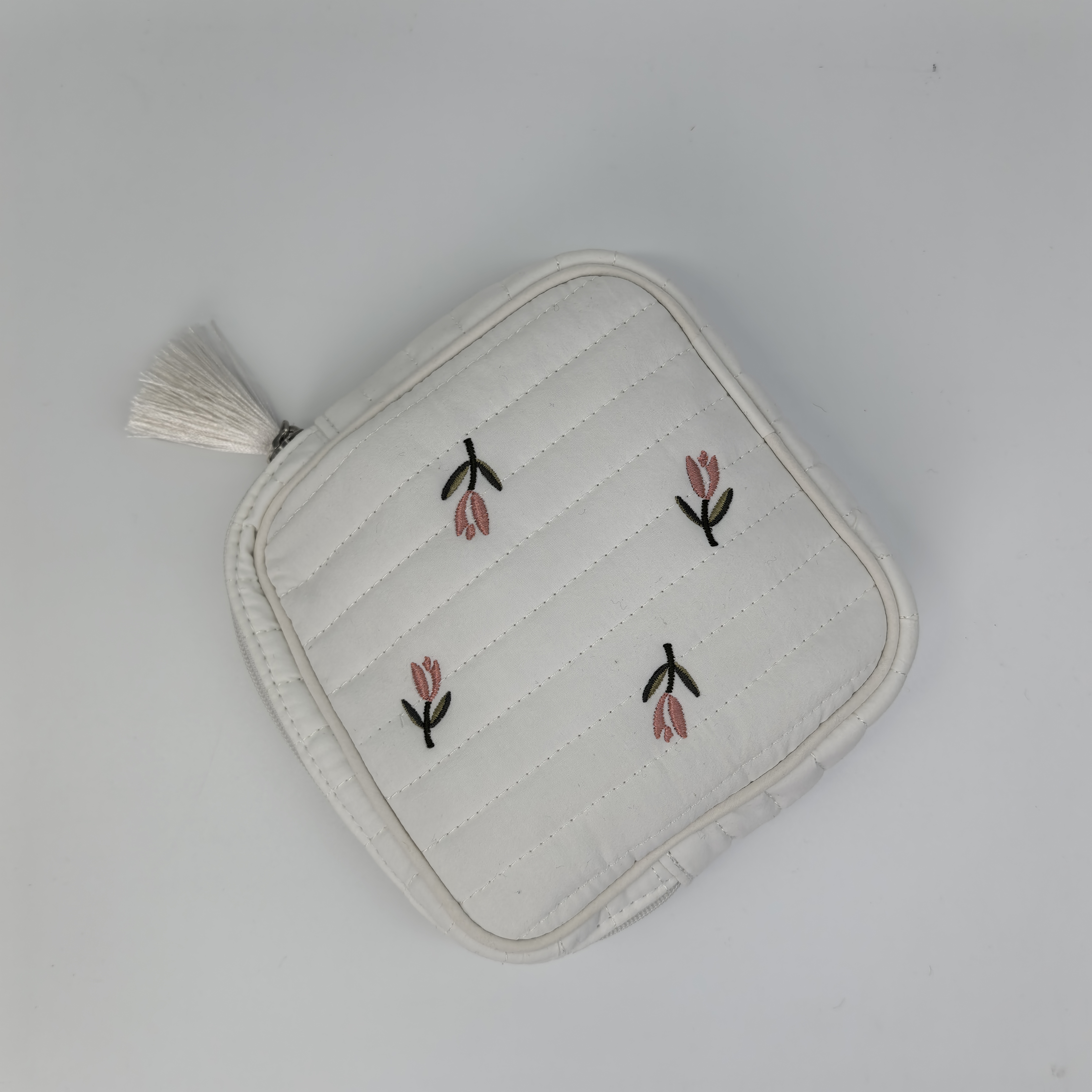 Royal Fair White Quilted Toiletry Bag Embroidered Design Compact Cosmetic Organizer Multi-Pocket Travel Storage