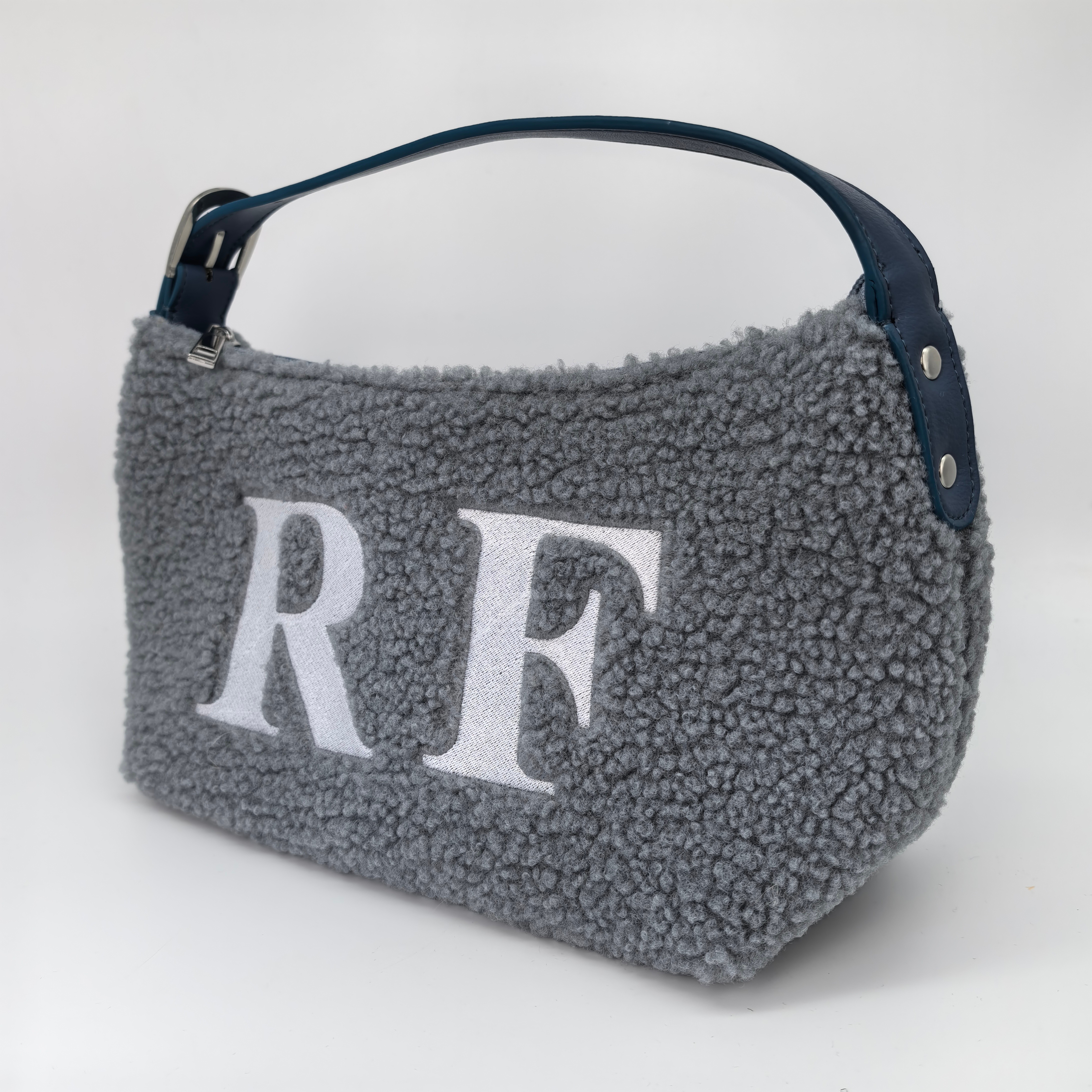 Royal Fair Custom Handle Lambswool Cosmetic bag Eco Friendly Portable Product Pouches Cute Soft Printed Teddy Pouch Bag