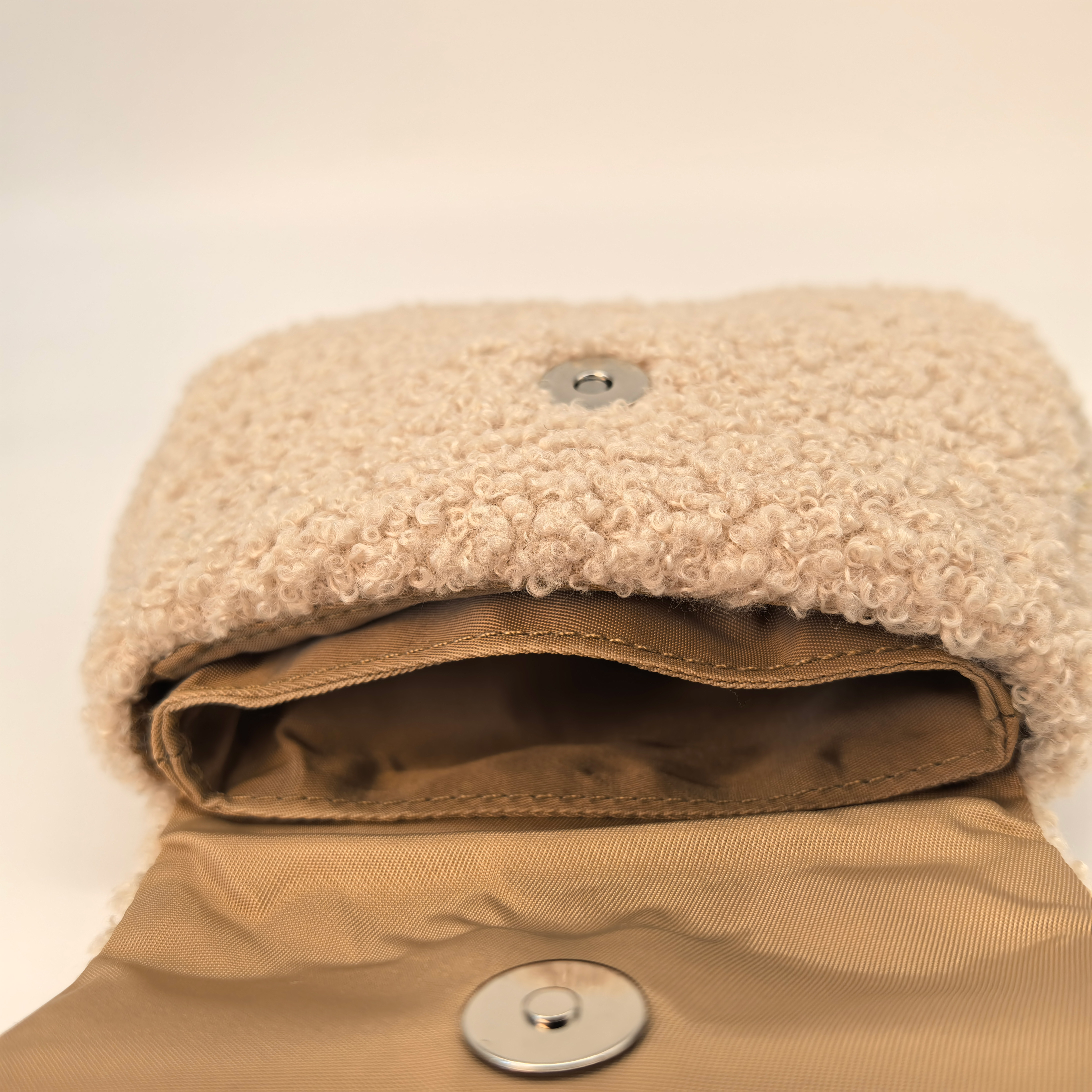 RF Soft Skincare Lambswool Mini Storage Makeup Bag