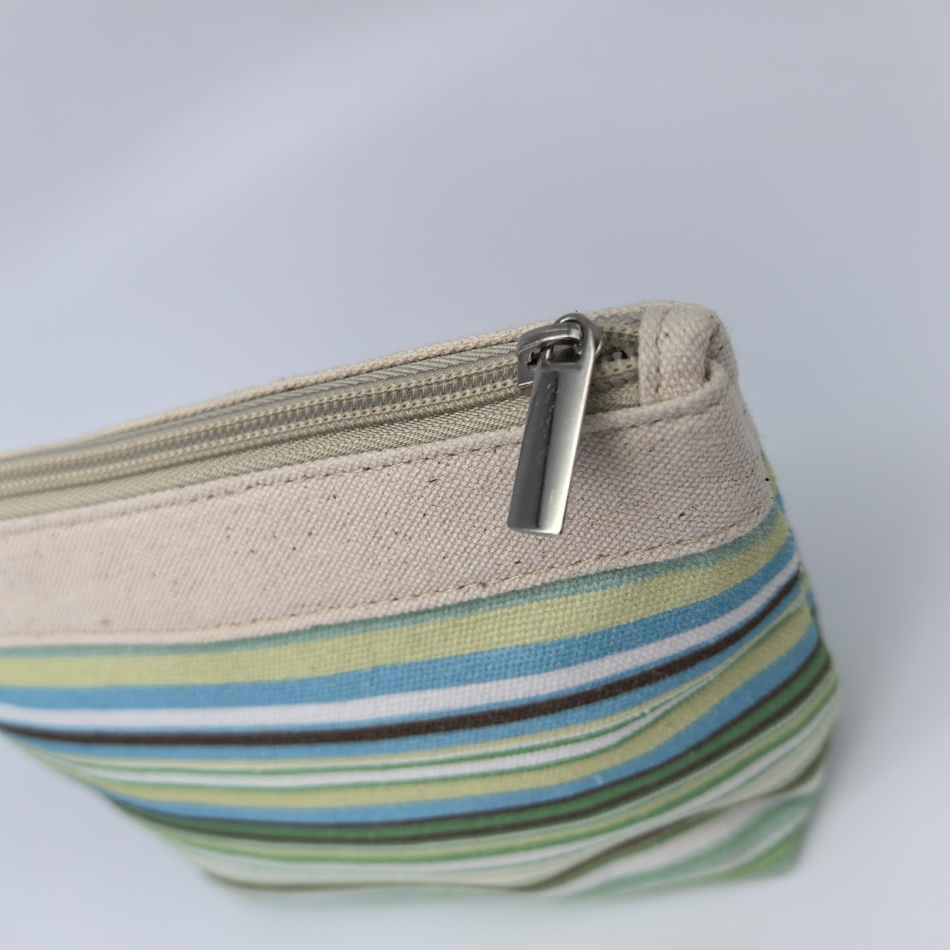 RF Logo Eco Friendly Durable Zipper Canvas Makeup Bag