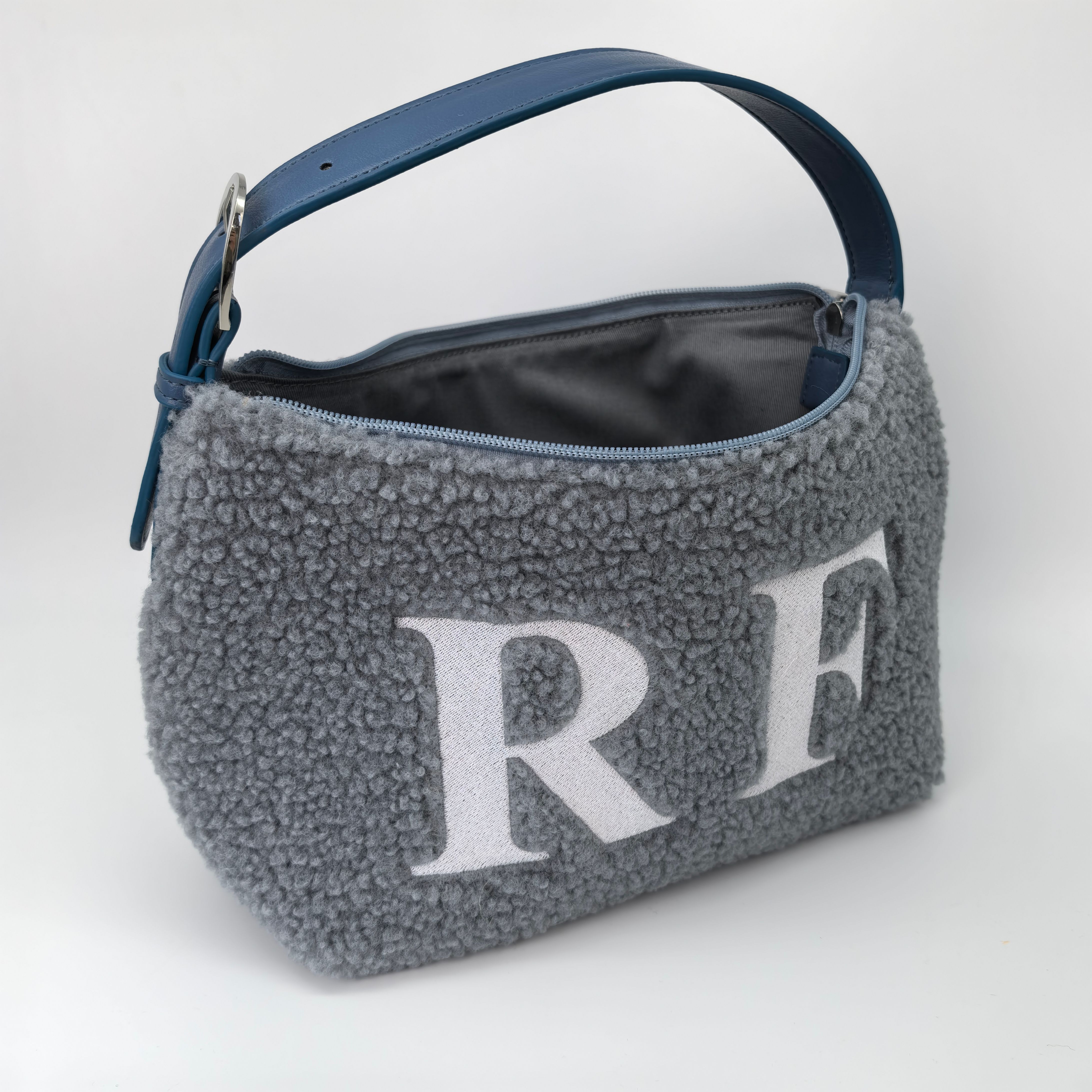 Royal Fair Custom Handle Lambswool Cosmetic bag Eco Friendly Portable Product Pouches Cute Soft Printed Teddy Pouch Bag