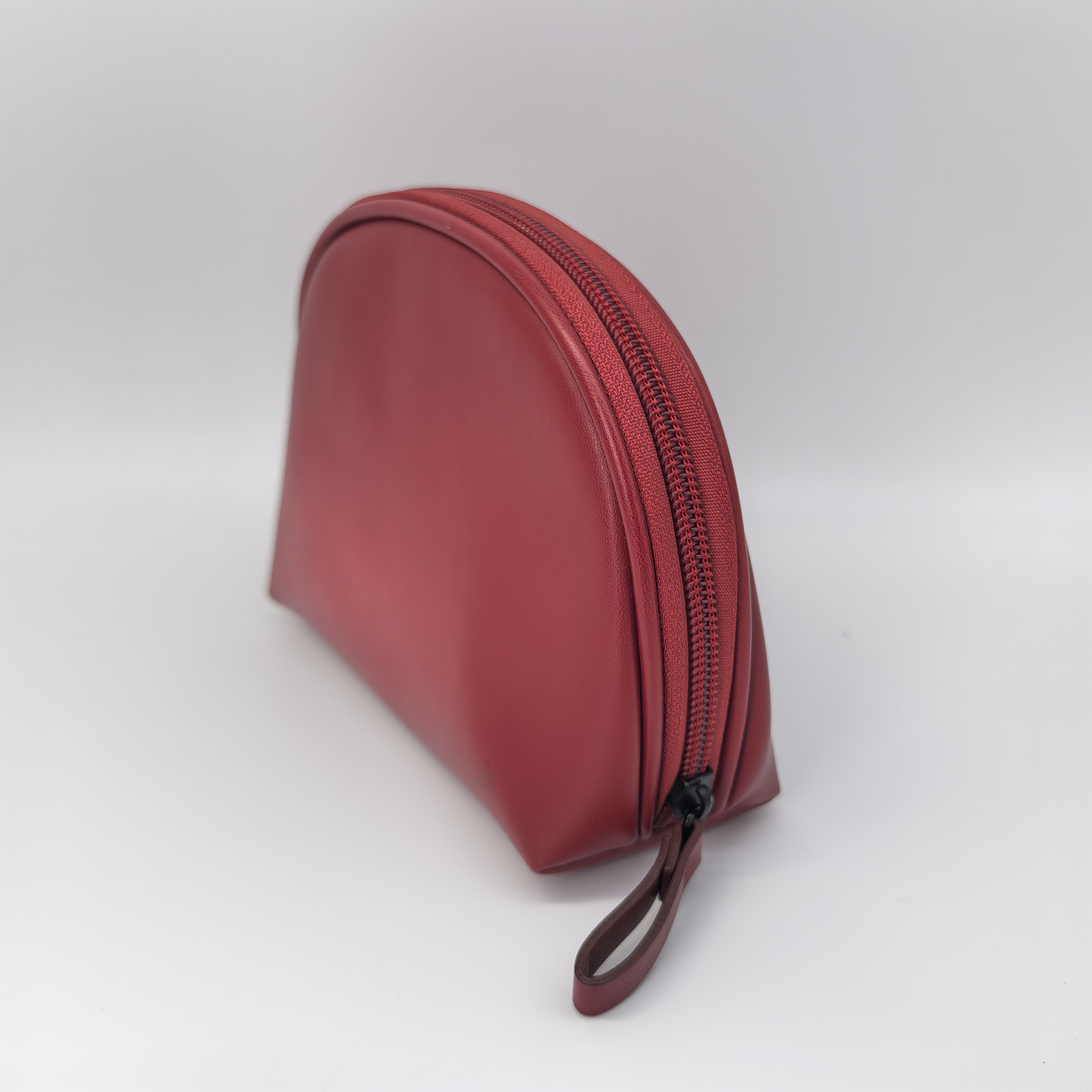 Royal Fair Durable Leather Toiletry Bag Lightweight Cosmetic Storage Compact Organizer Travel Cosmetic Bag