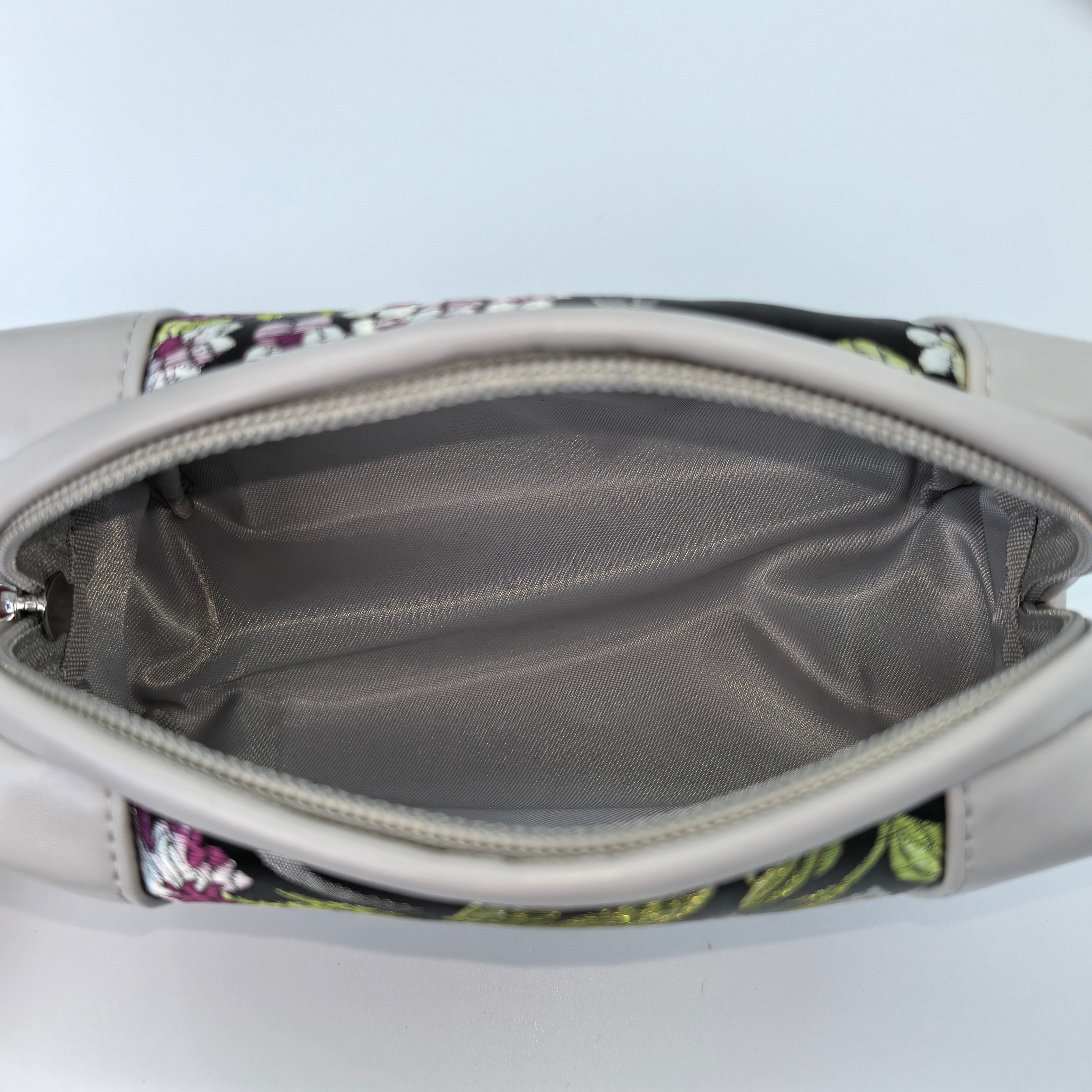 Royal Fair Women's Fashion Handmade Embroidered Bag Fabric Clutch Bag Ethnic Style with Colorful Floral Embroidery Cosmetic bag