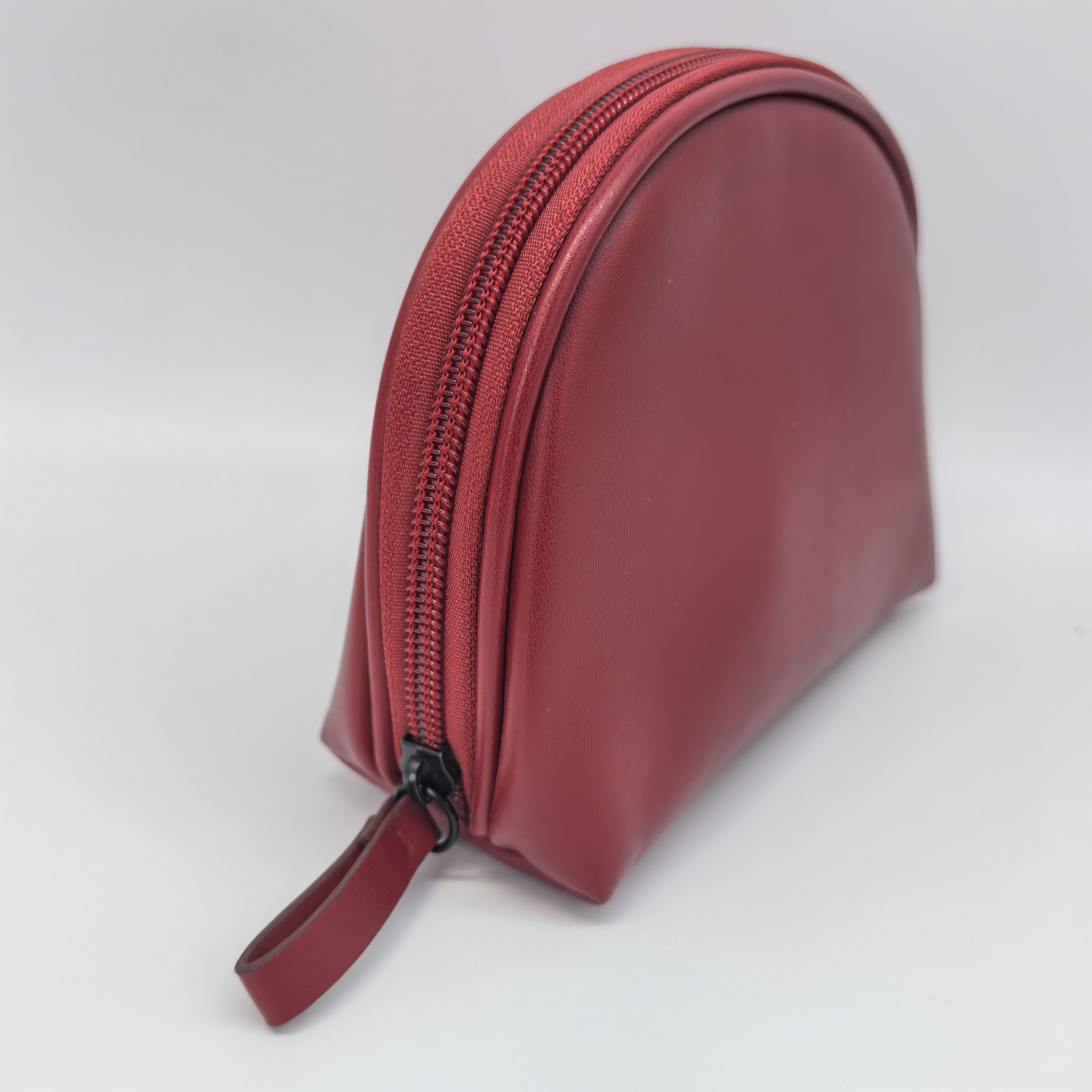 Royal Fair Durable Leather Toiletry Bag Lightweight Cosmetic Storage Compact Organizer Travel Cosmetic Bag