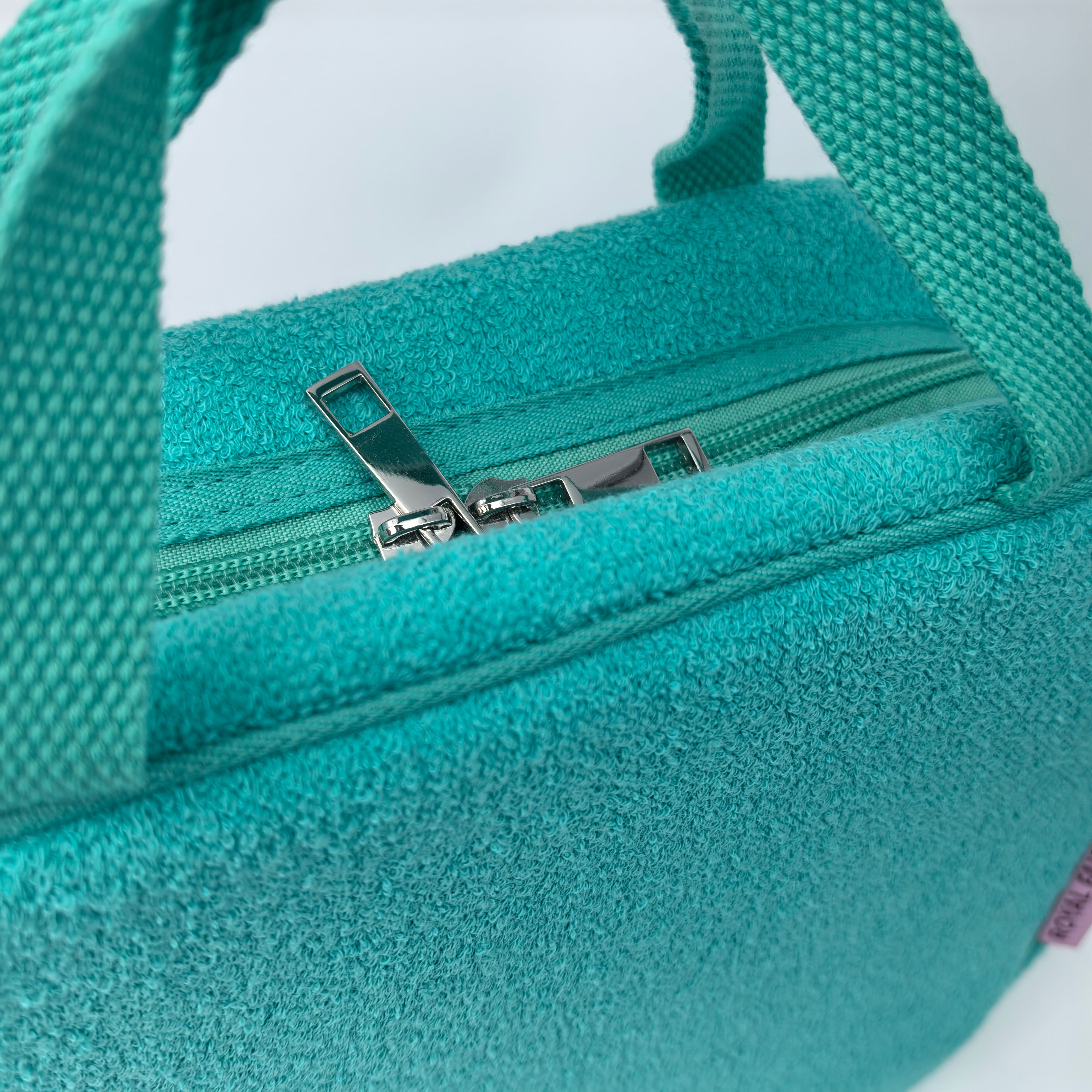 RF Custom Large Capacity Toiletry Bag Towel Terry Cloth Portable Toiletry Bags Travel Toiletry Bag for Men